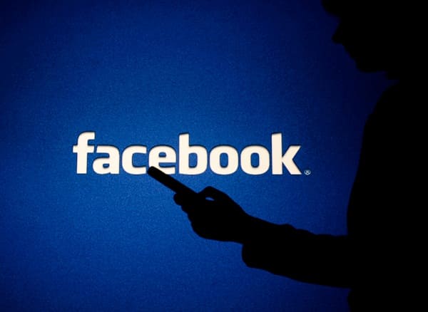 سيزيل Facebook المعلومات الخاطئة عن لقاح COVID-19